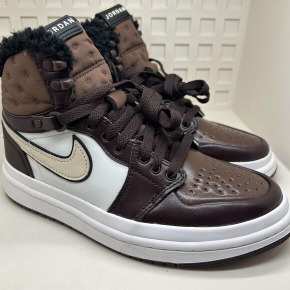 Nike Air Jordan 1 Mid SE Shoes Youth Size 6.5Y Brown Sherpa Fleece DC7723-200 - Picture 14 of 14